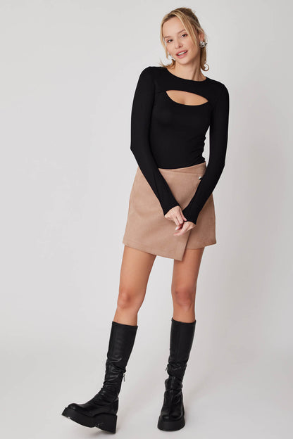 LONG SLEEVE BLOUSE WITH CLEAVAGE