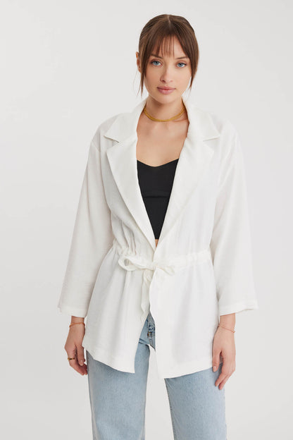 LONG COLLAR DETAILED WAIST-TIE JACKET