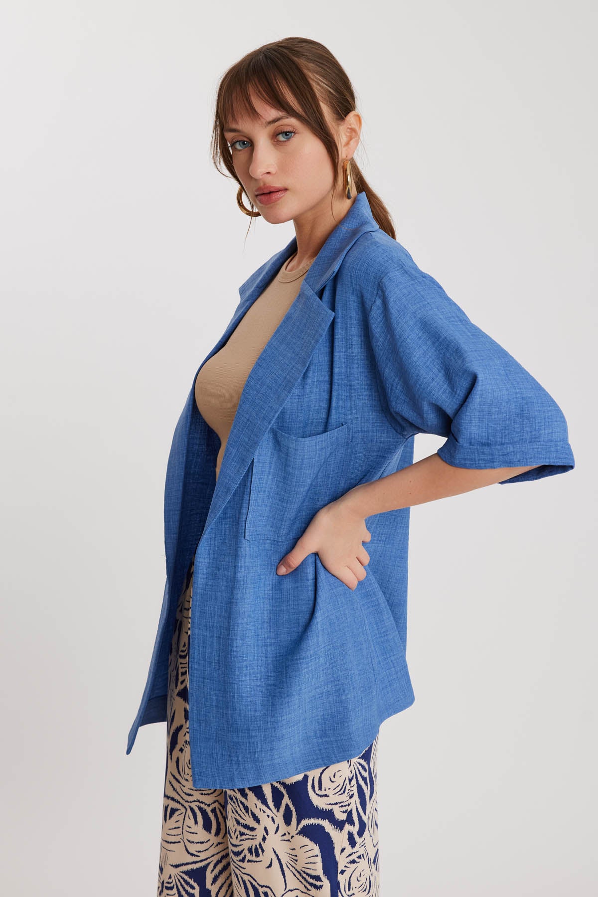 LONG COLLAR DETAILED LOW SHOULDER JACKET