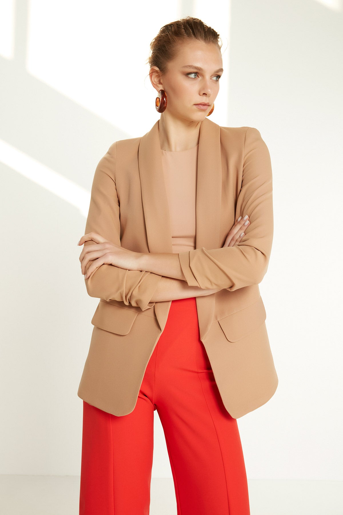 LONG COLLAR DETAILED SLEEVE BLAZER JACKET