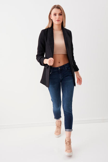 LONG COLLAR DETAILED SLEEVE RUCKLEBERRY JACKET