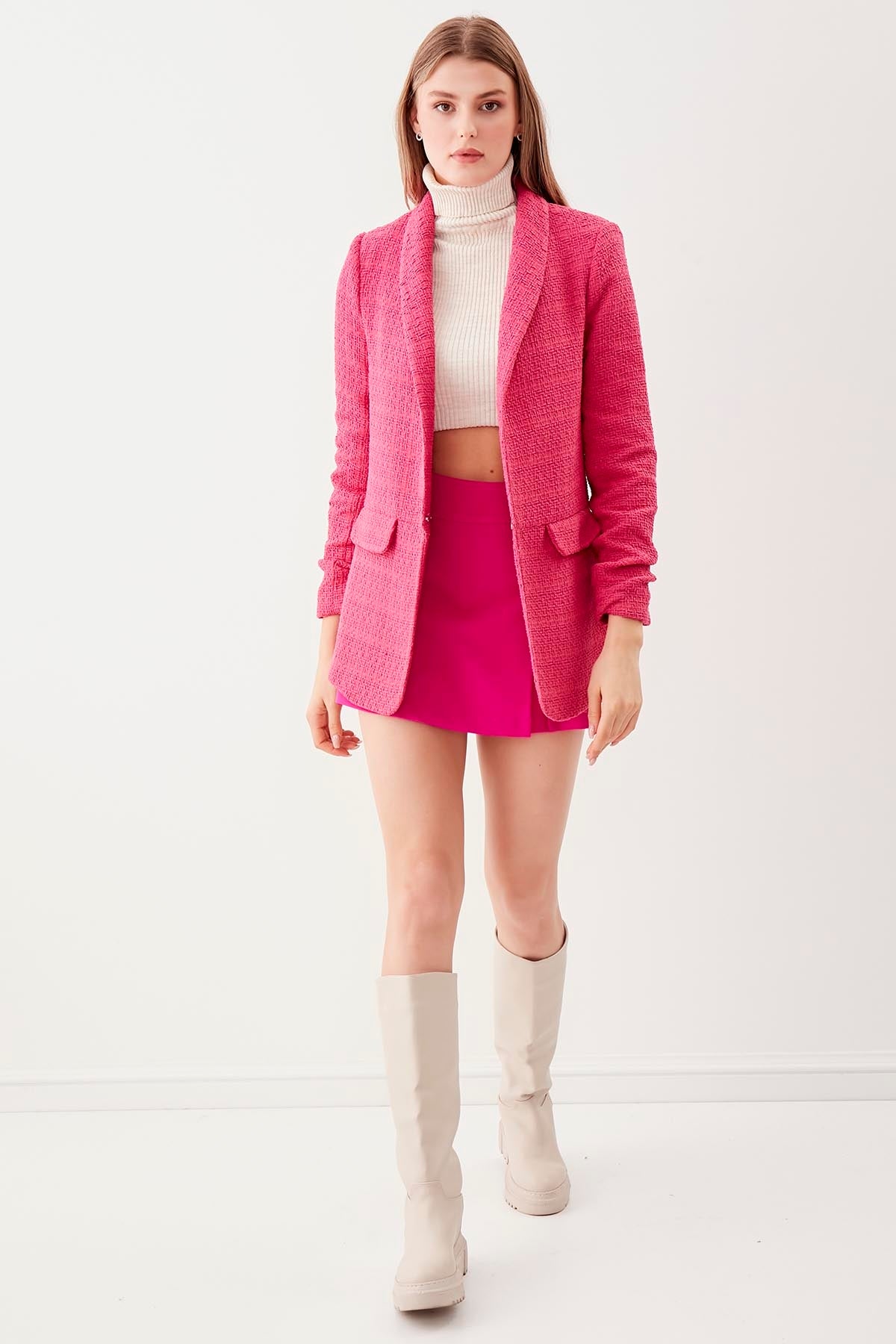 LONG COLLAR DETAILED SLEEVE RUCKLEBERRY JACKET