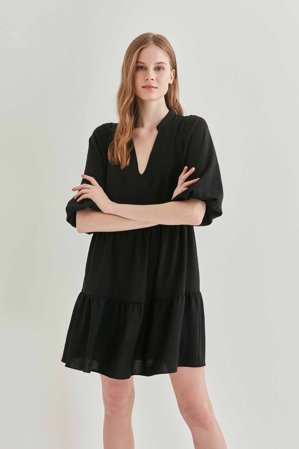 V COLLAR BUBBLE SLEEVE WIDE SECTOR DRESS