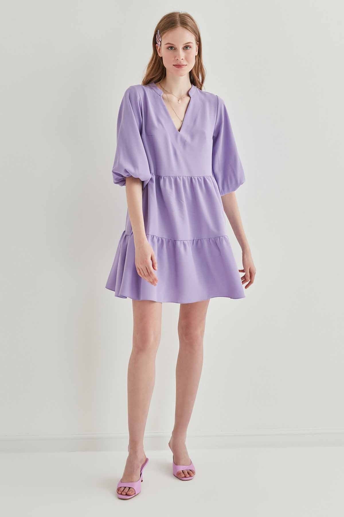 V COLLAR BUBBLE SLEEVE WIDE SECTOR DRESS