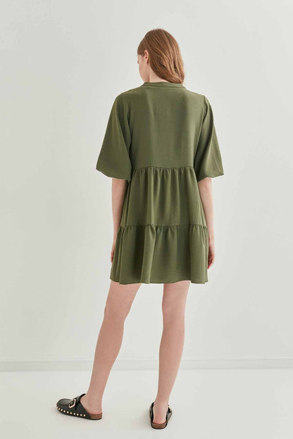 V COLLAR BUBBLE SLEEVE WIDE SECTOR DRESS