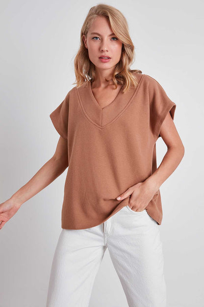 V COLLAR LOW SLEEVE KNITTED SWEAT