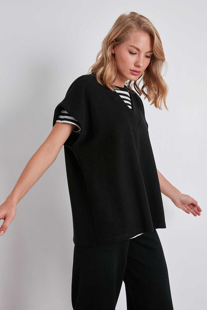 V COLLAR LOW SLEEVE KNITTED SWEAT