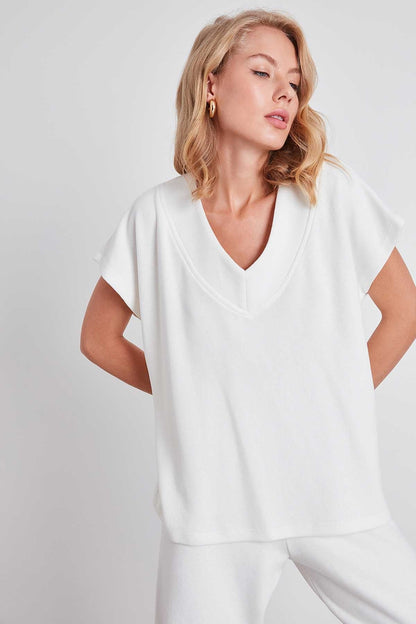 V COLLAR LOW SLEEVE KNITTED SWEAT