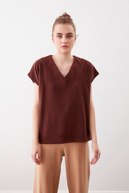 V COLLAR LOW SLEEVE KNITTED SWEAT