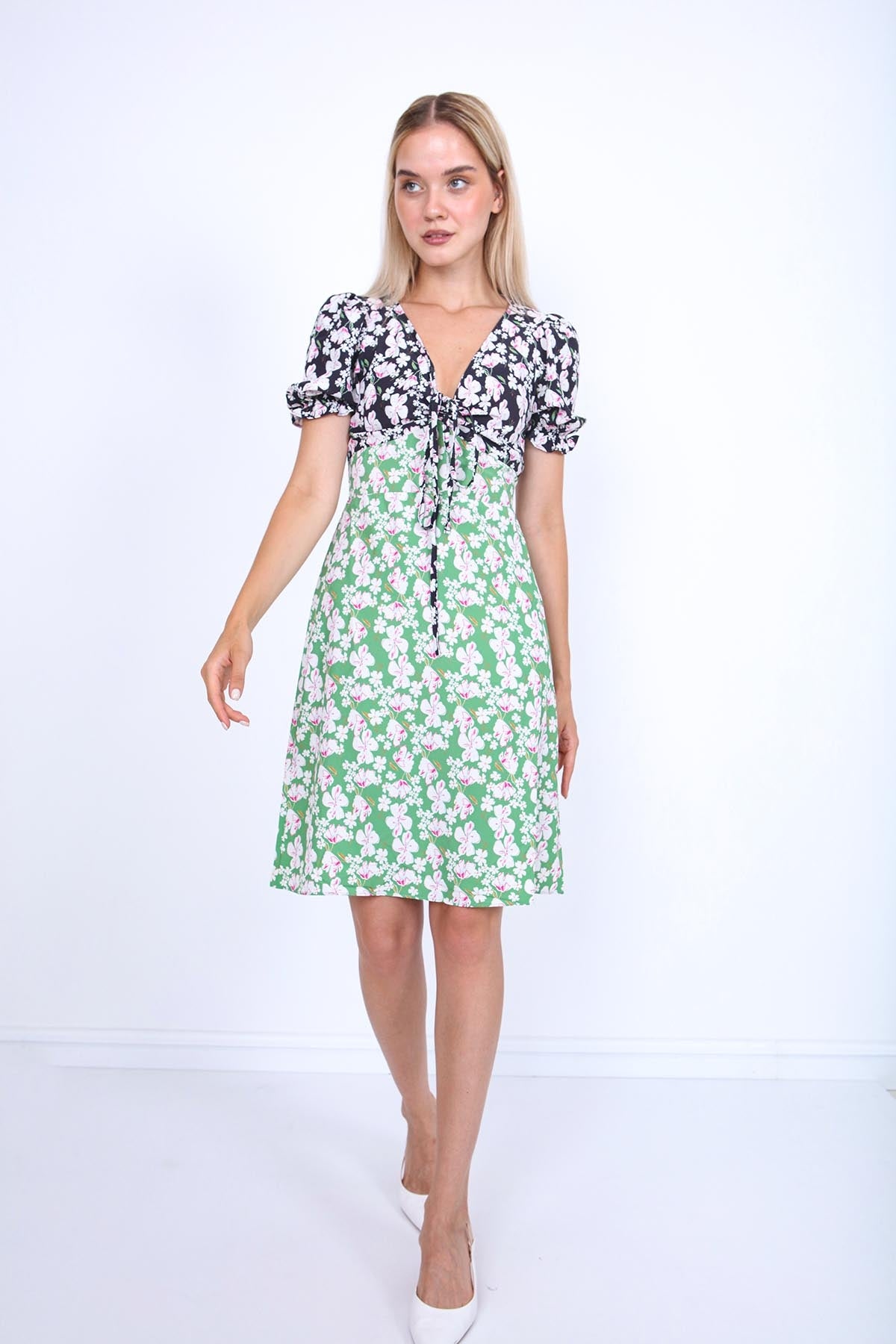 V COLLAR FLOWER PATTERN DRESS