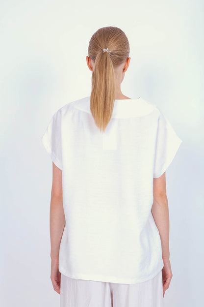V COLLAR SHORT SLEEVE BLOUSE