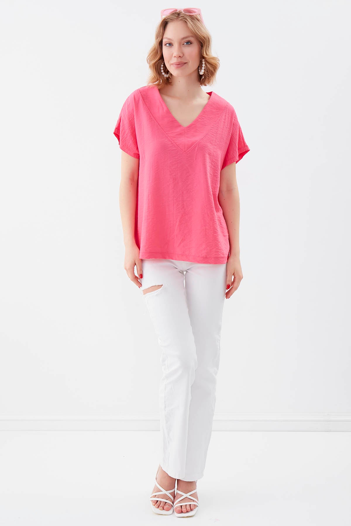 V COLLAR SHORT SLEEVE BLOUSE