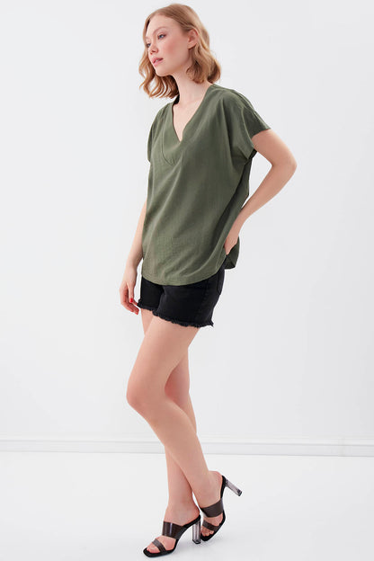 V COLLAR SHORT SLEEVE BLOUSE