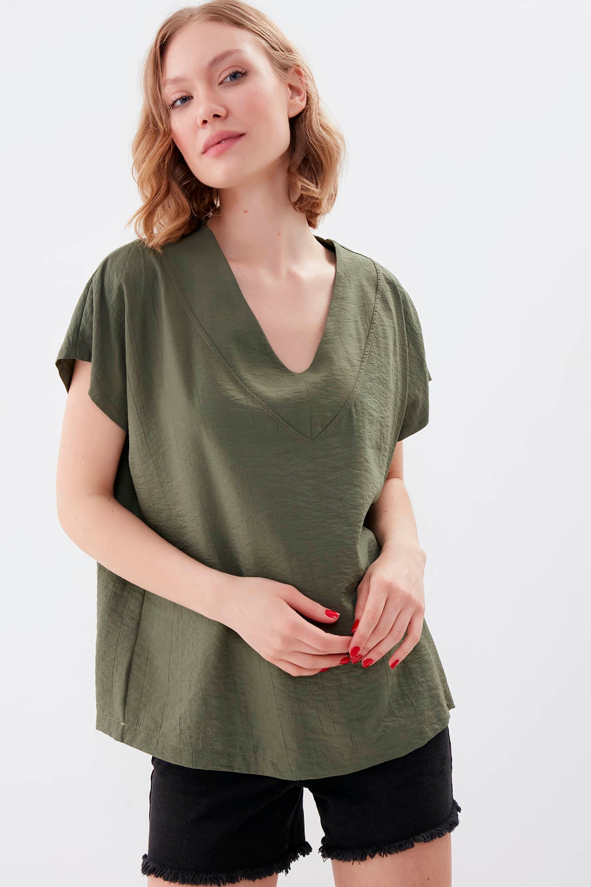 V COLLAR SHORT SLEEVE BLOUSE