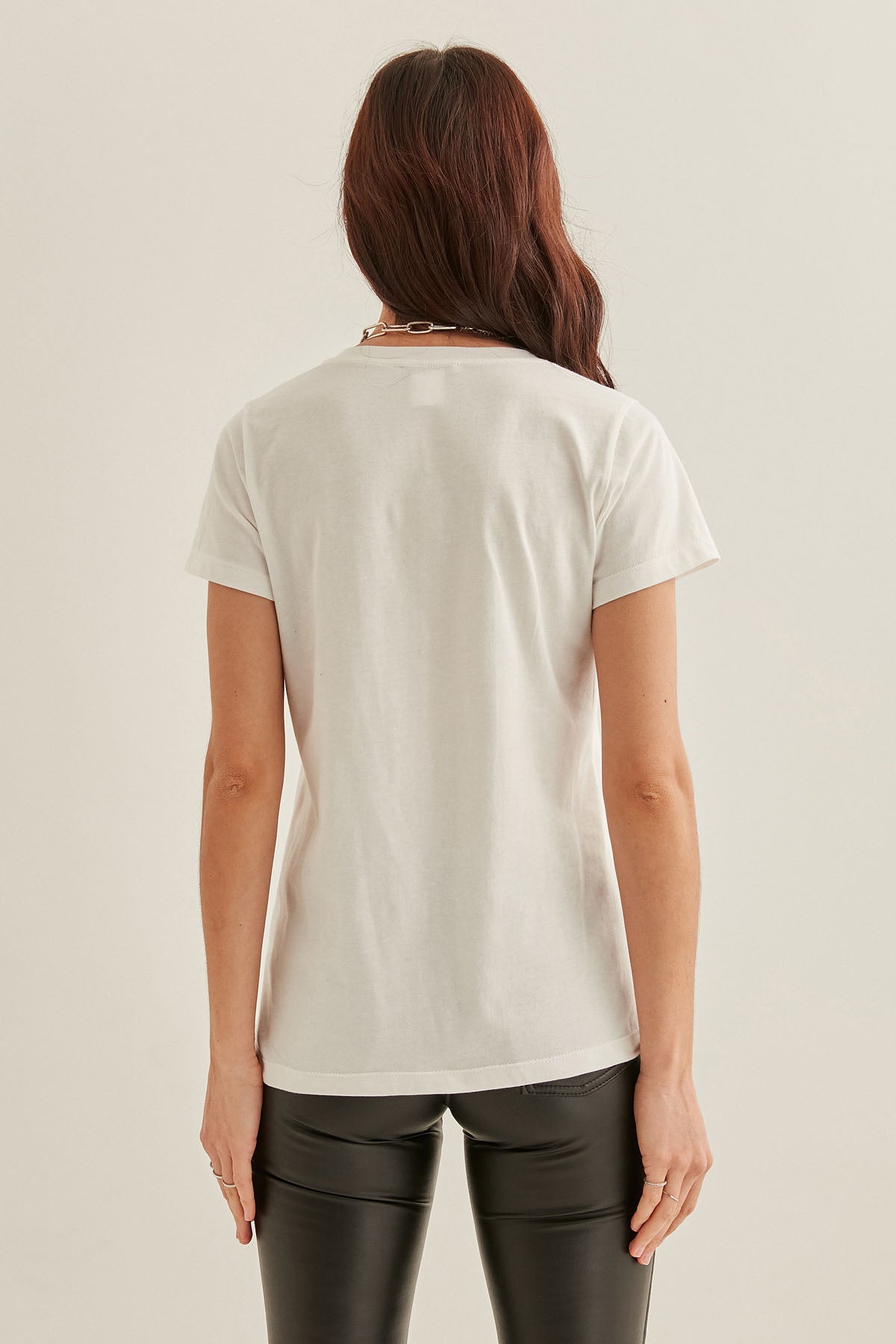 V COLLAR SHORT SLEEVE COTTON T-SHIRT
