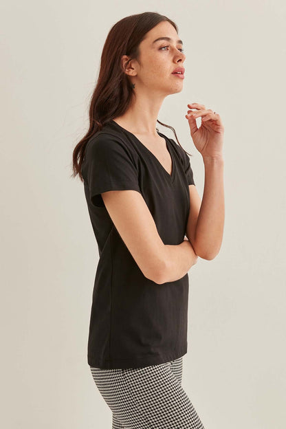 V COLLAR SHORT SLEEVE COTTON T-SHIRT