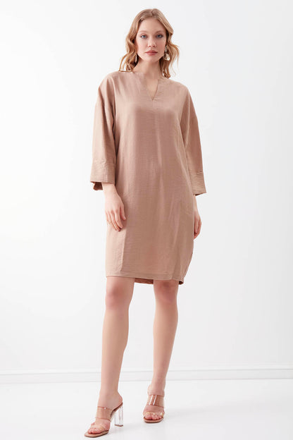 V COLLAR BUTTON PELLET DRESS
