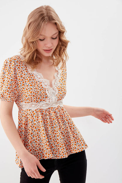 V COLLAR ELASTANE SLEEVE FLOWER PATTERNED BLOUSE