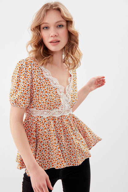 V COLLAR ELASTANE SLEEVE FLOWER PATTERNED BLOUSE
