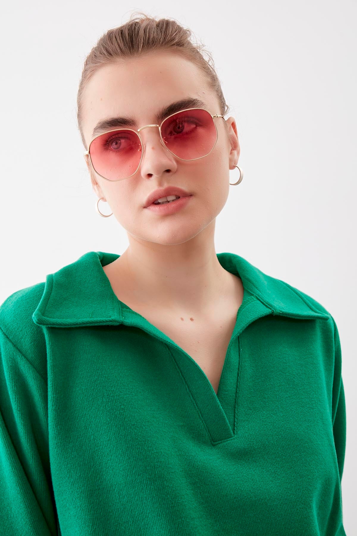 V COLLAR KNITTED BLOUSE
