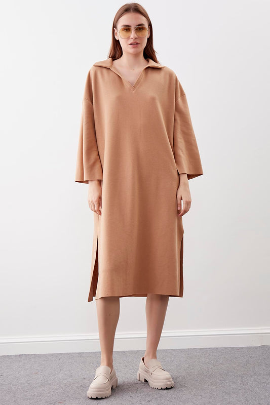 V COLLAR KNITTED DRESS