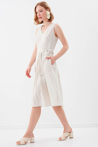 V COLLAR  PLEATED DRESS WITH TIE
