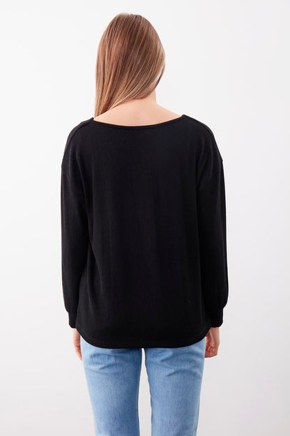 V COLLAR BLOUSE