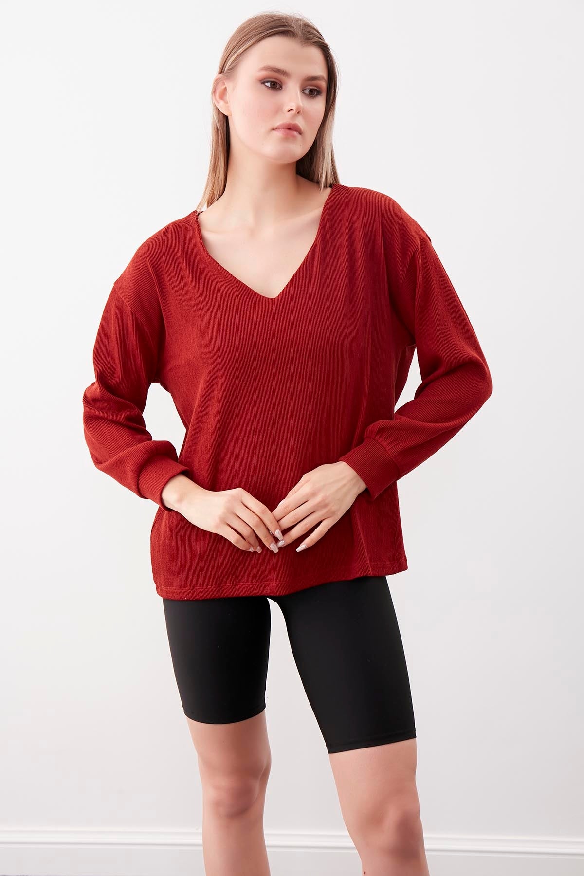 V COLLAR BLOUSE