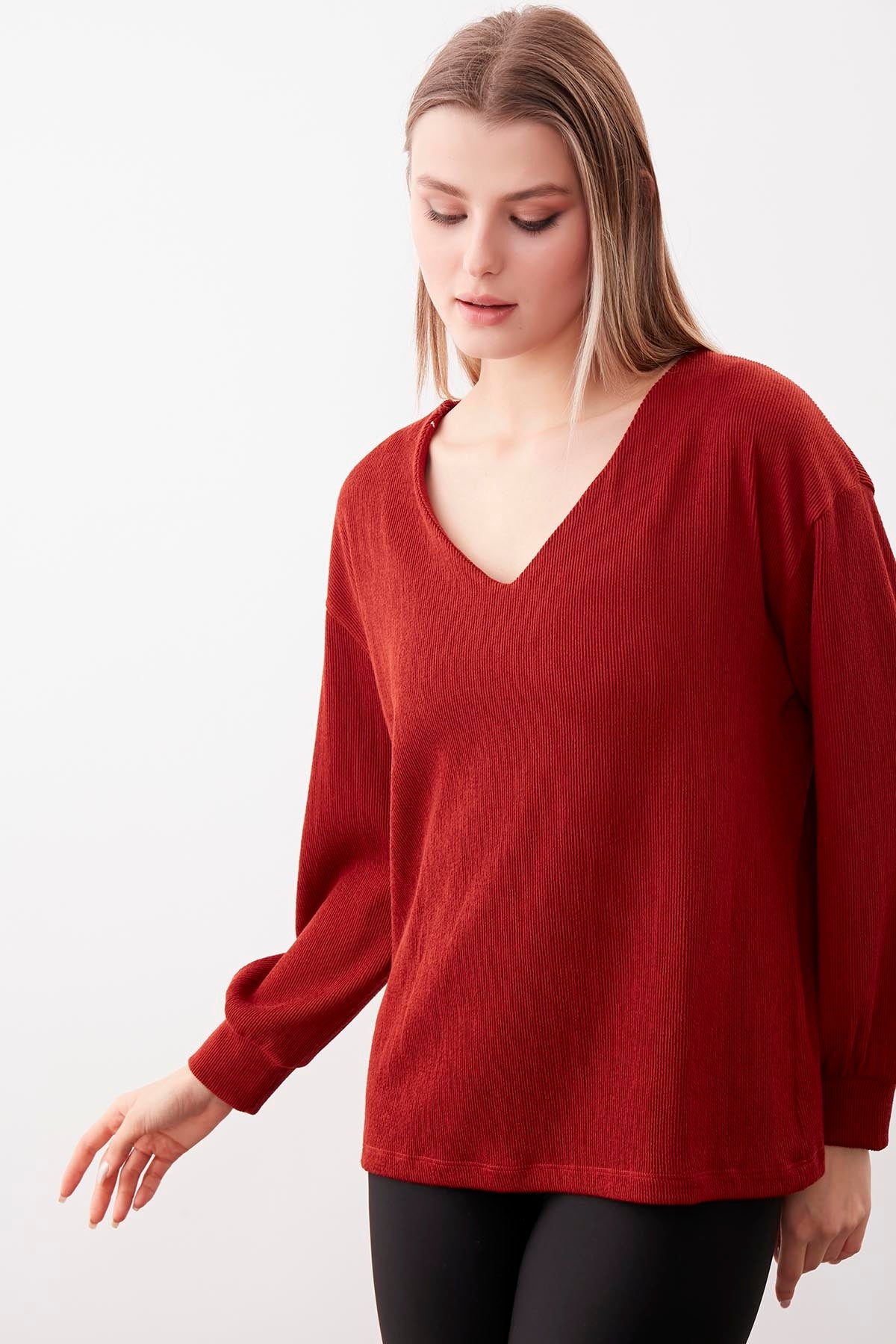 V COLLAR BLOUSE