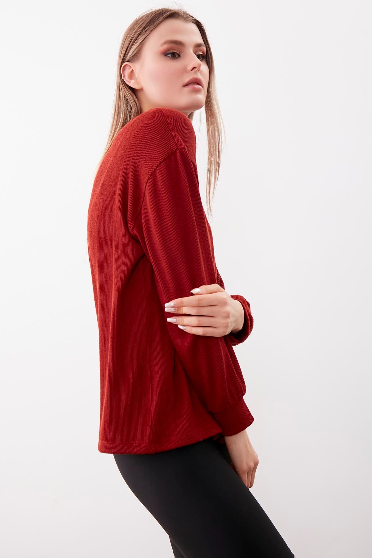 V COLLAR BLOUSE