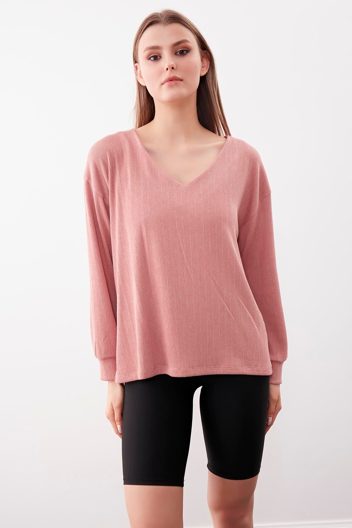 V COLLAR BLOUSE