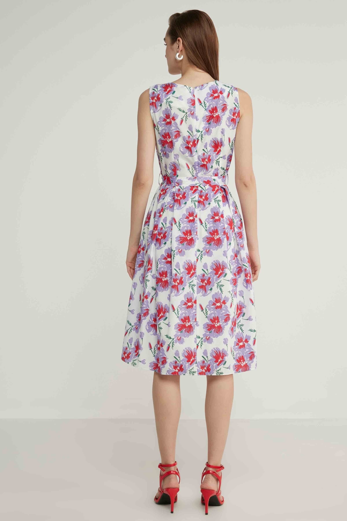 V COLLAR SLEEVELESS FLOWER PATTERN DRESS