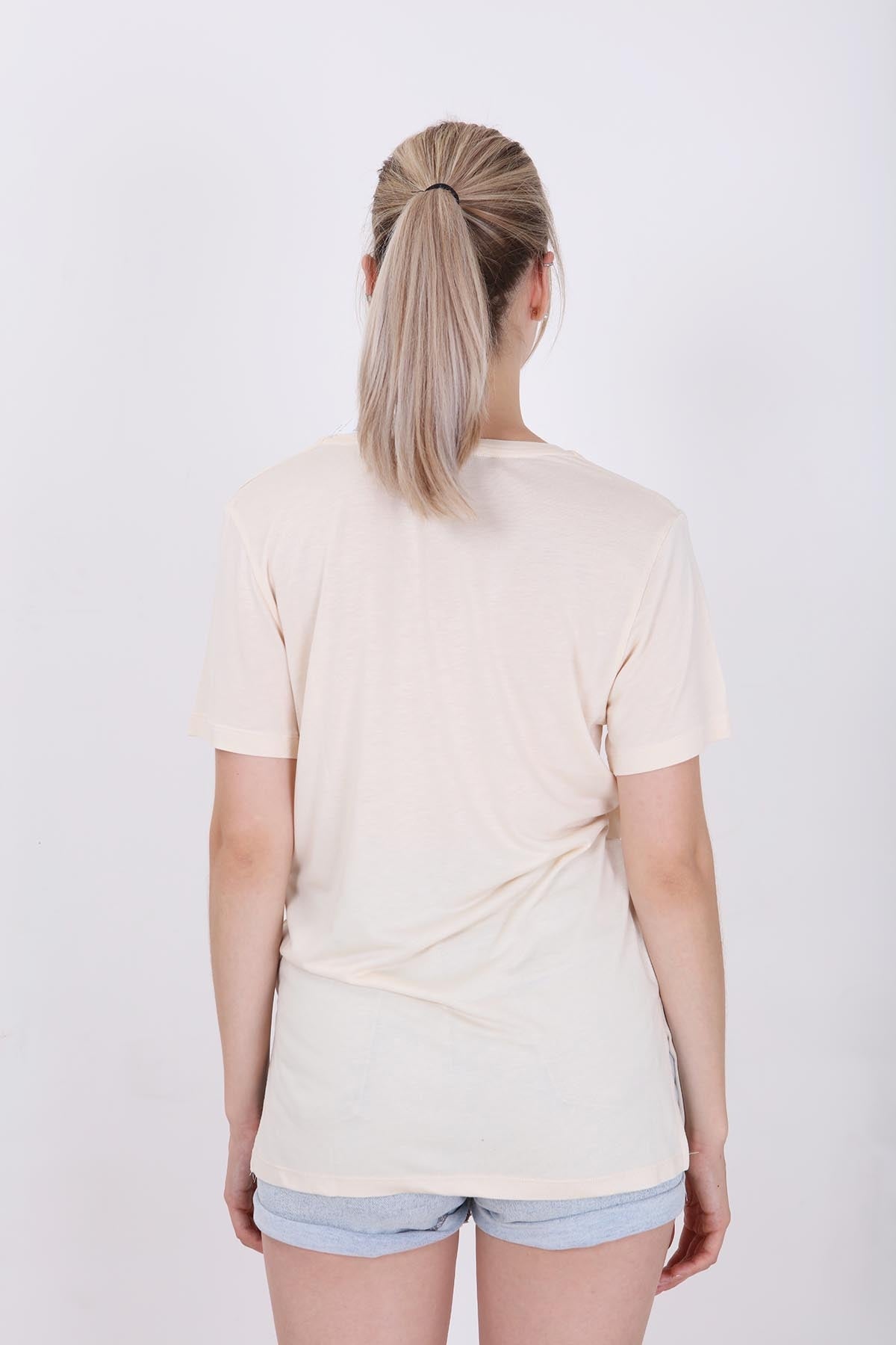 V COLLAR T-SHIRT