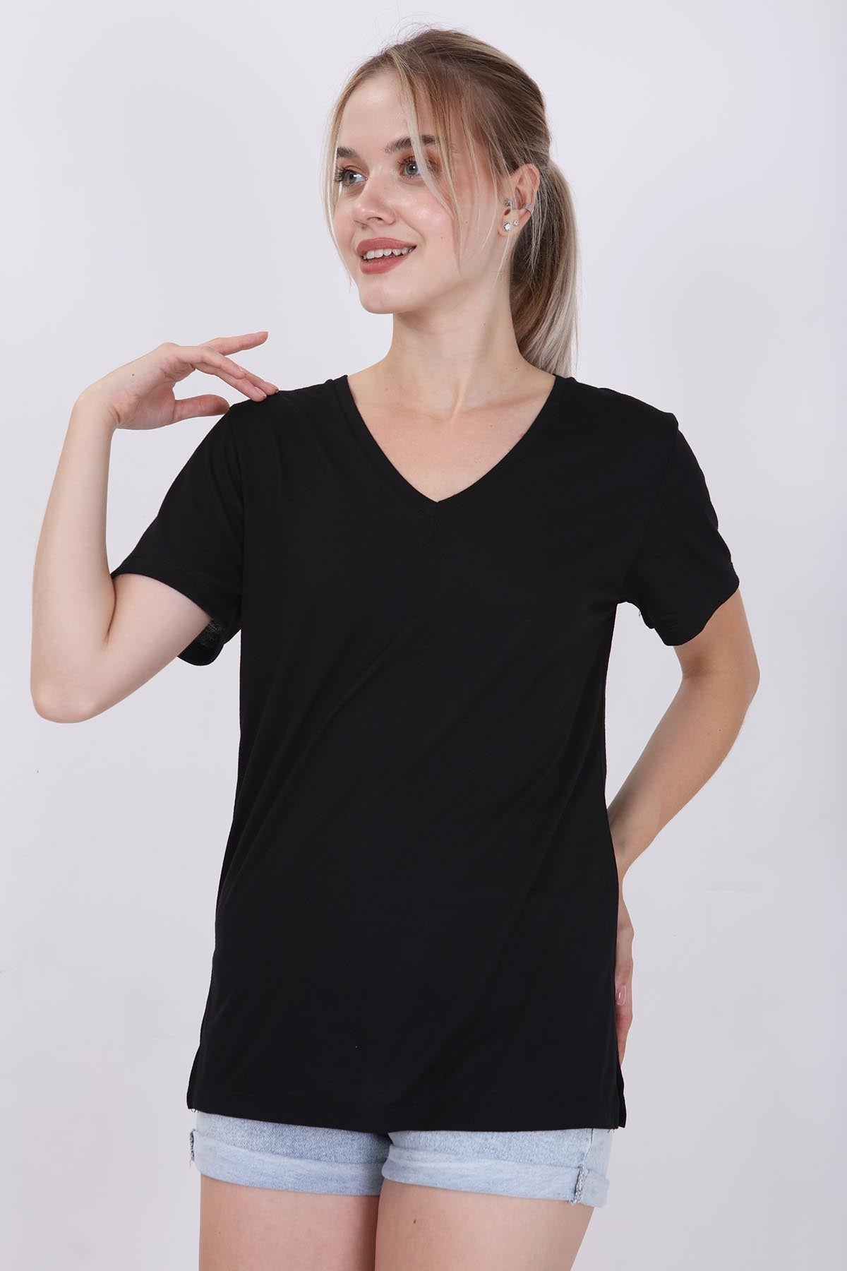 V COLLAR T-SHIRT