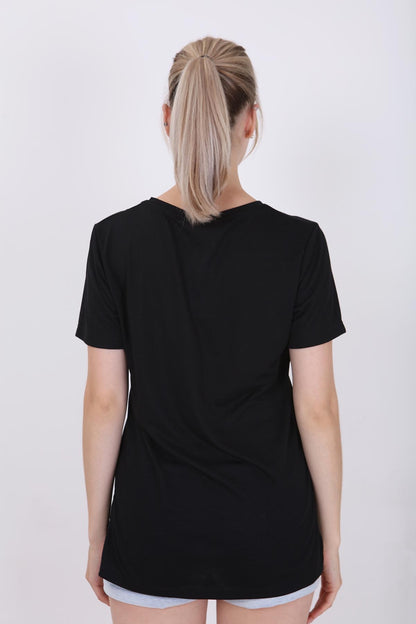 V COLLAR T-SHIRT