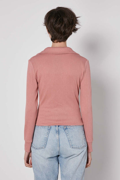 V-COLLAR FIT KNITTED BLOUSE
