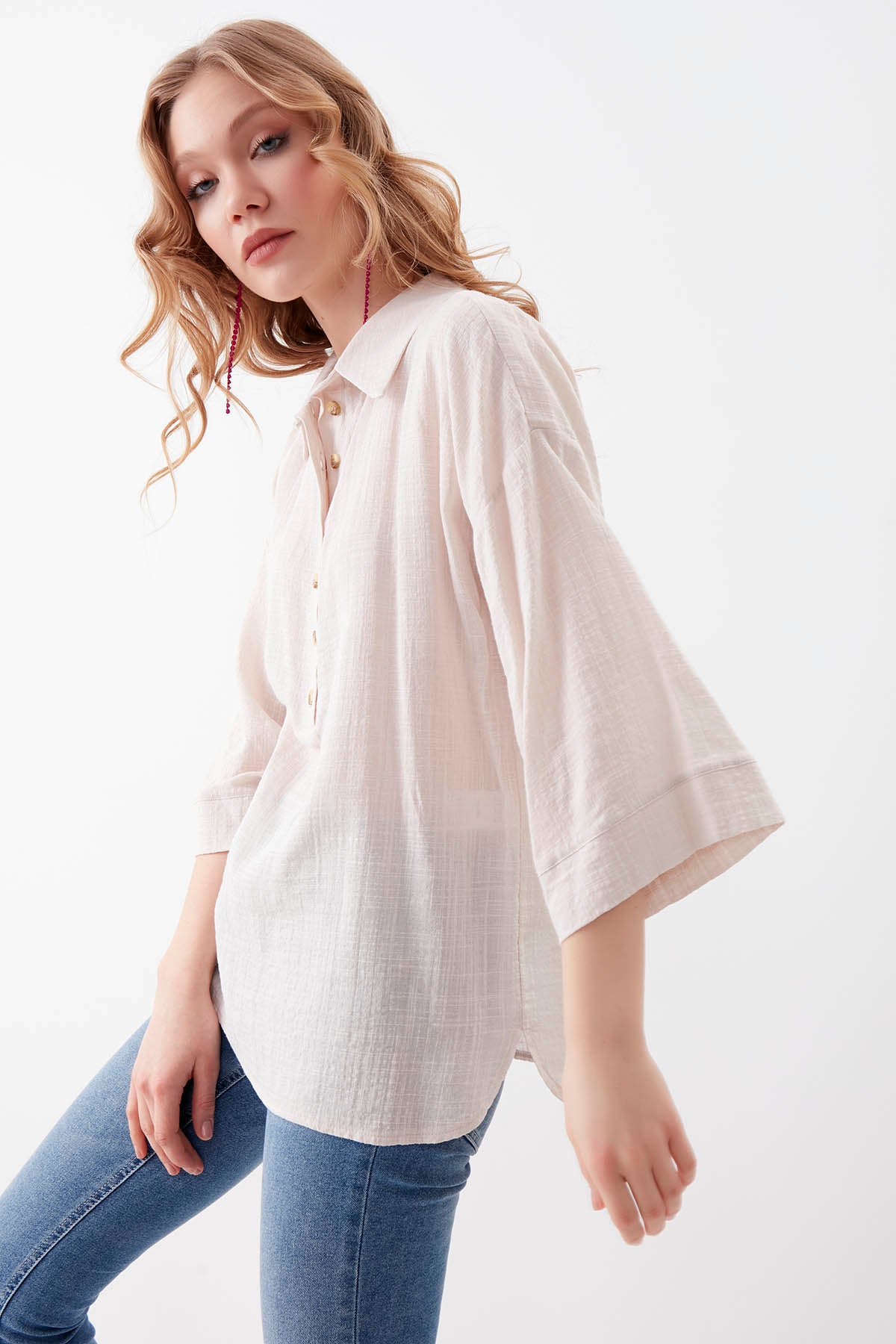 VISCOSE LINEN BUTTON BLOUSE
