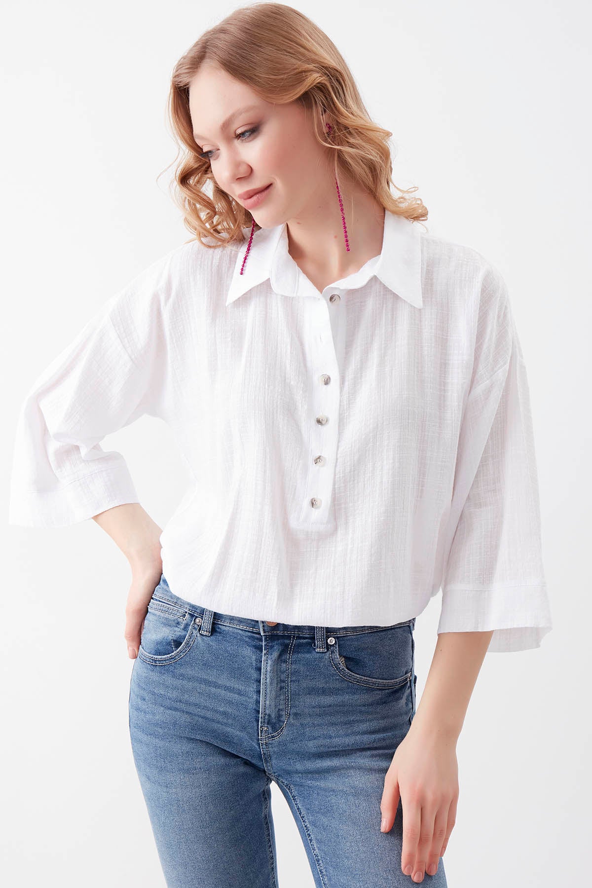 VISCOSE LINEN BUTTON BLOUSE
