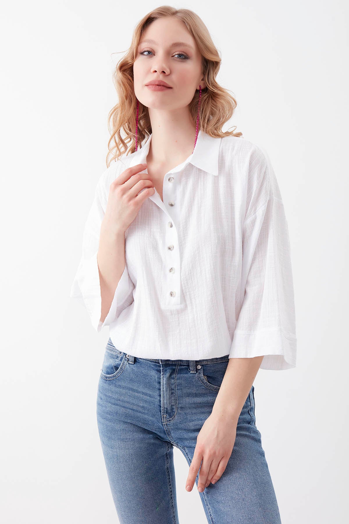 VISCOSE LINEN BUTTON BLOUSE