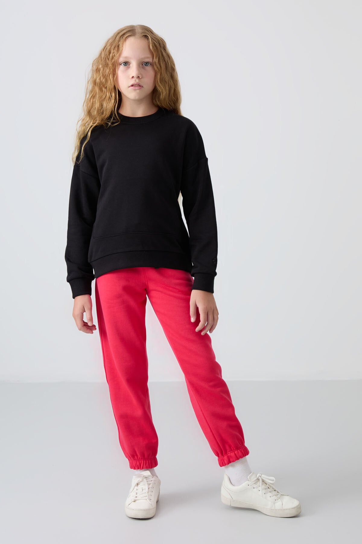 Viva Red Cotton Fleece-Lined Soft Textured Standard Fit Embroidered Girls' Tracksuit Bottom - 75158