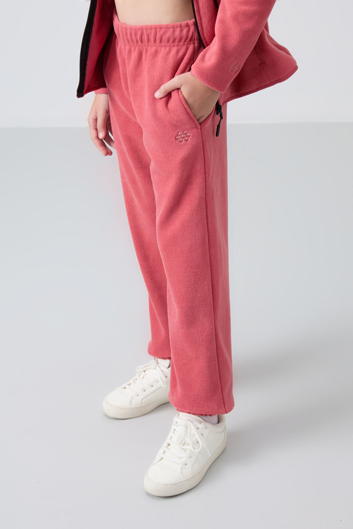 Wild Rose Thick Soft Textured Standard Fit Embroidered Fleece Girls' Tracksuit Bottom - 75155