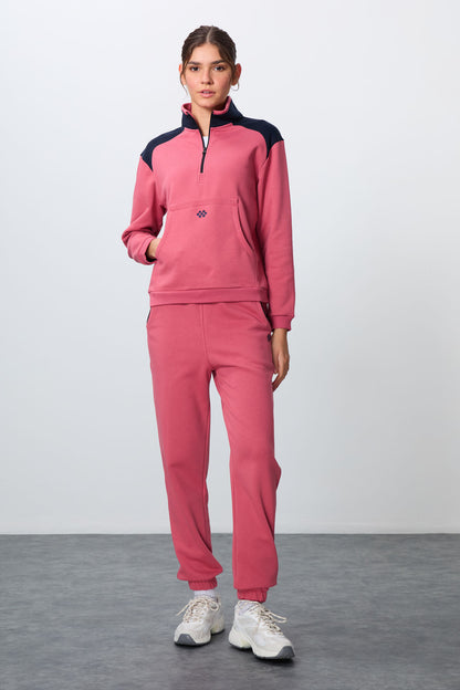 Wild Rose Compact Cotton Thick Smooth Textured Stand Collar Oversize Fit Women's Tracksuit Set - 95342