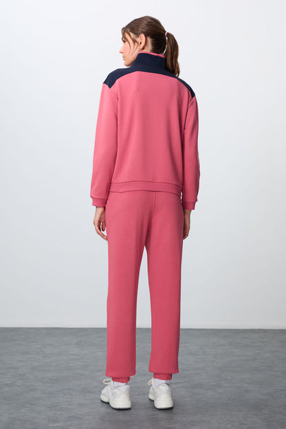 Wild Rose Compact Cotton Thick Smooth Textured Stand Collar Oversize Fit Women's Tracksuit Set - 95342
