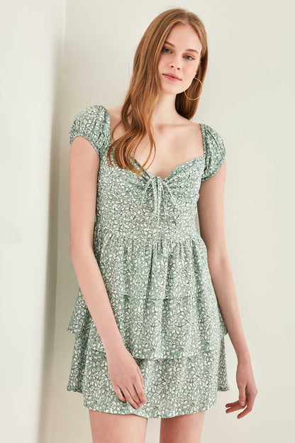 LACED COLLAR DRESS