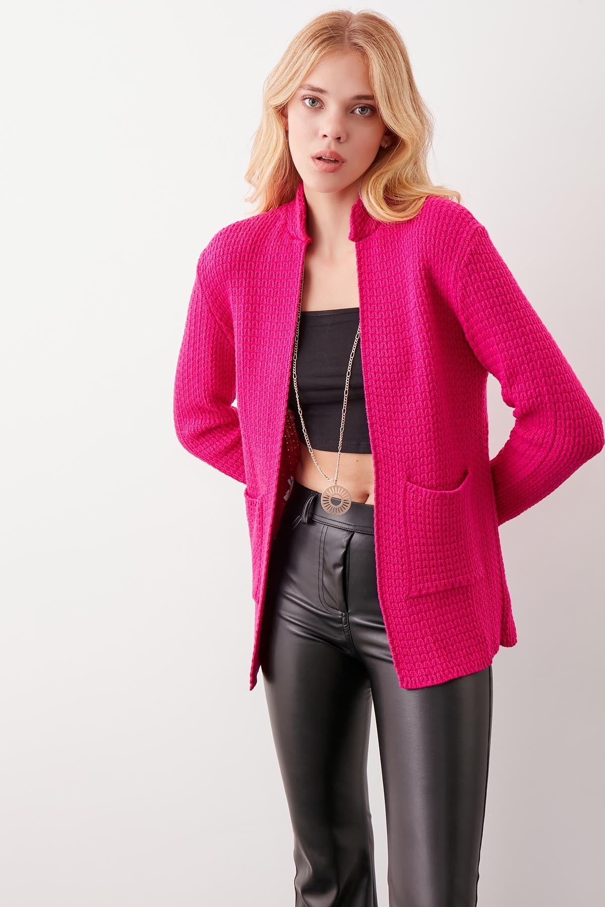 OPEN KNITTED CARDIGAN WITH POCKETS