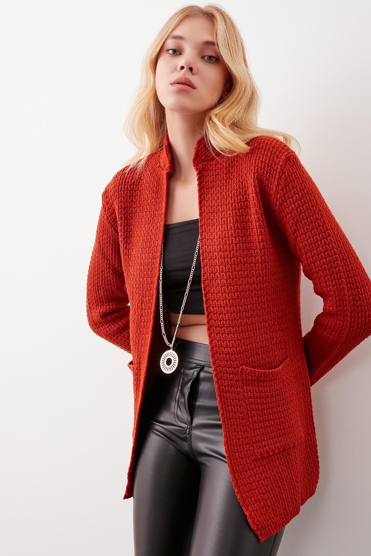 OPEN KNITTED CARDIGAN WITH POCKETS