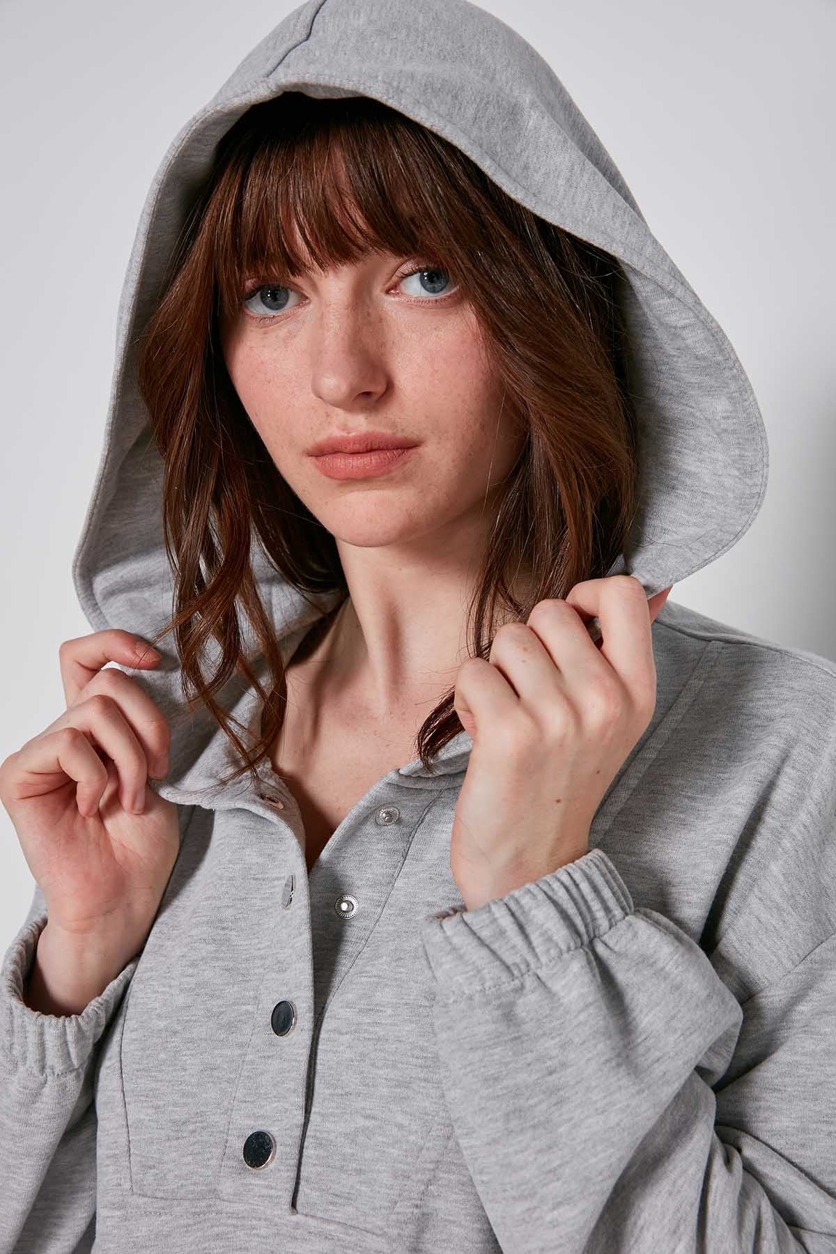HODDIE SWEATSHIRT WITH ELASTANE SLEEVE END