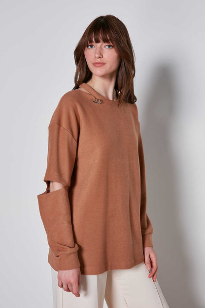 SPLIT COLLAR AND ARMS SWEATSHIRT