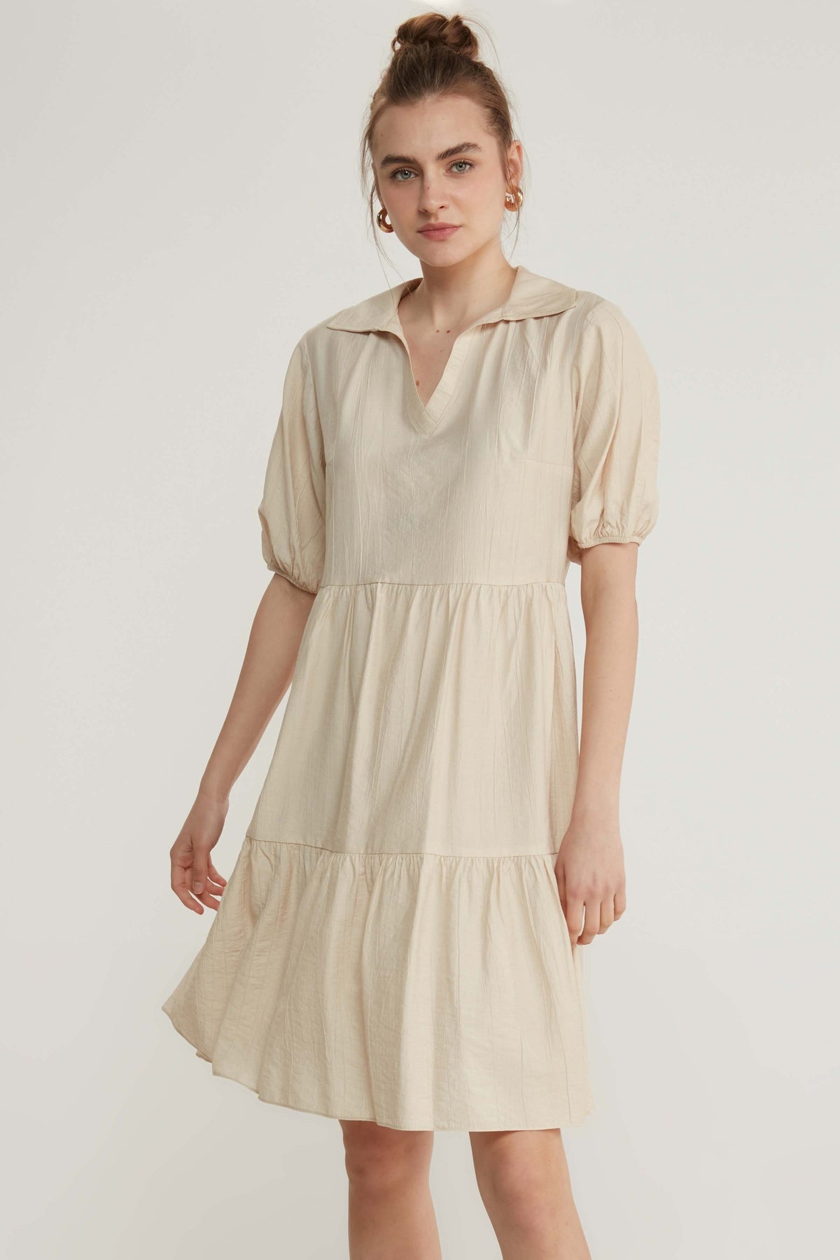 COLLARED LOOSE SLEEVE DRESS