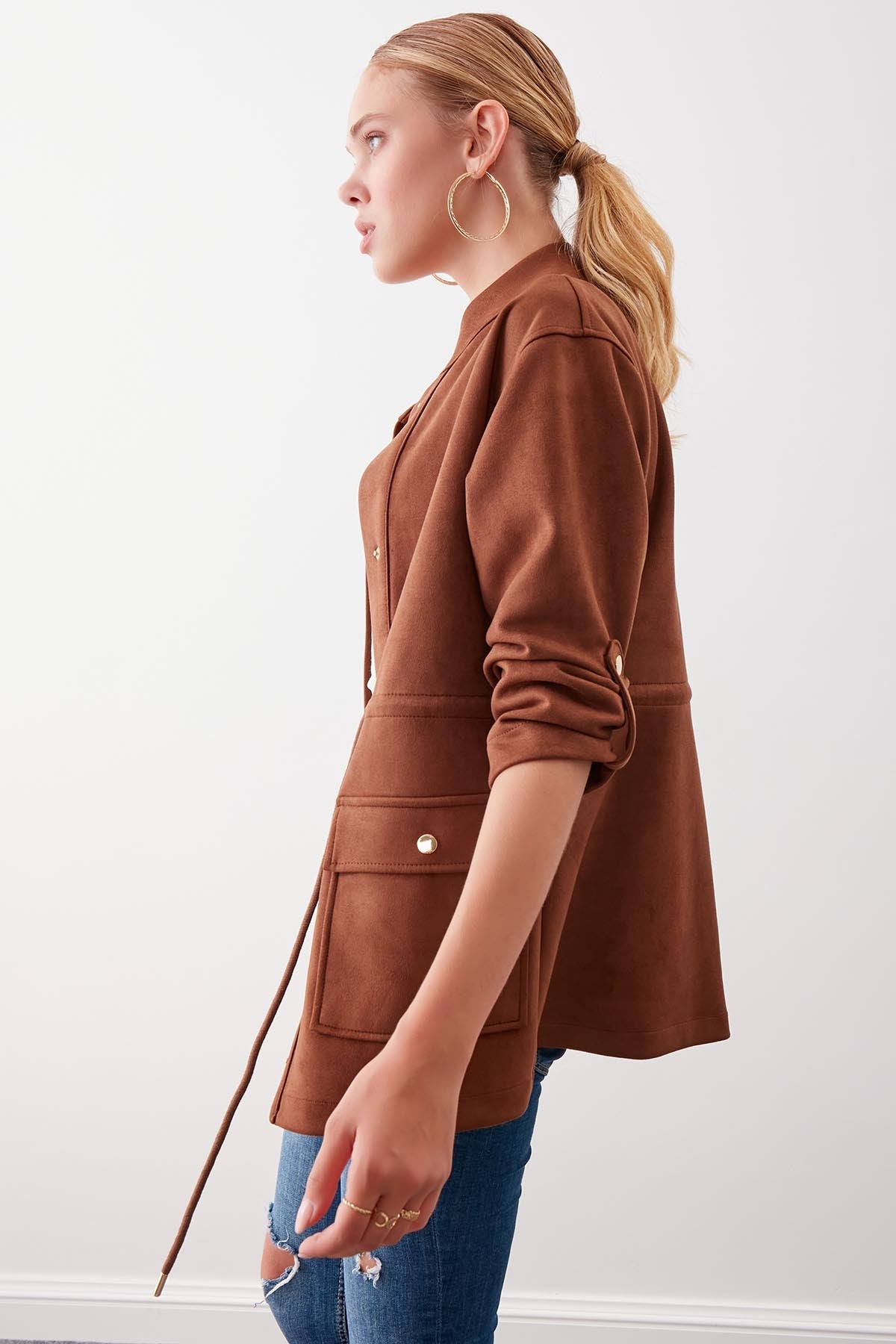 COLLARED SLEEVE WITH RUCKLEBAR, SUEDE JACKET